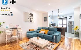 Apartment Between Old Town & Guggenheim!! Private Parking